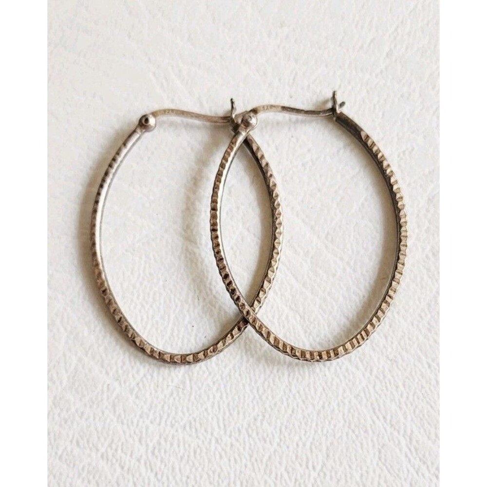 Vintage Diamond Cut Sterling Oval Hoop Earrings 1.5" 5g